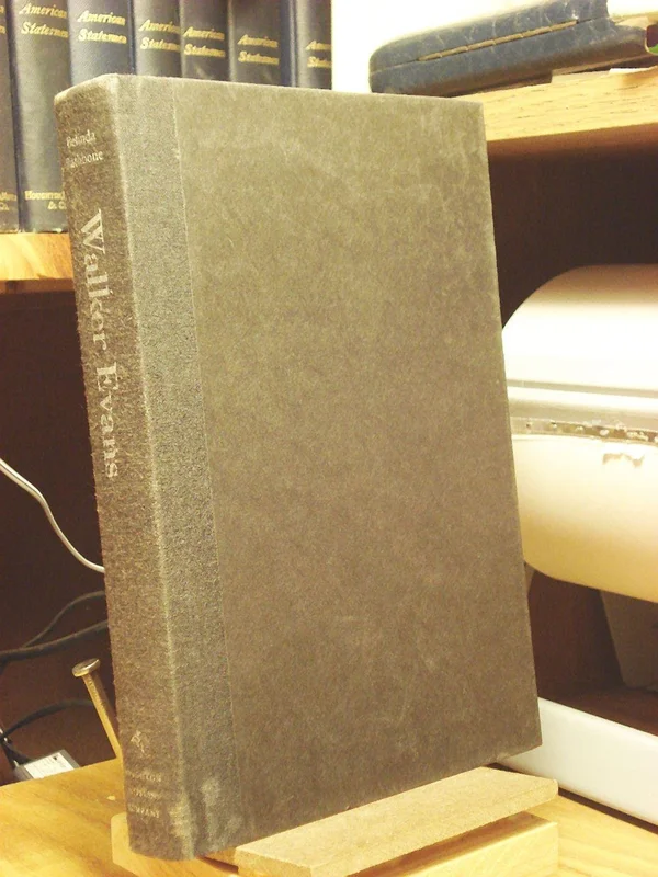 roundaboutbookstore-11423201