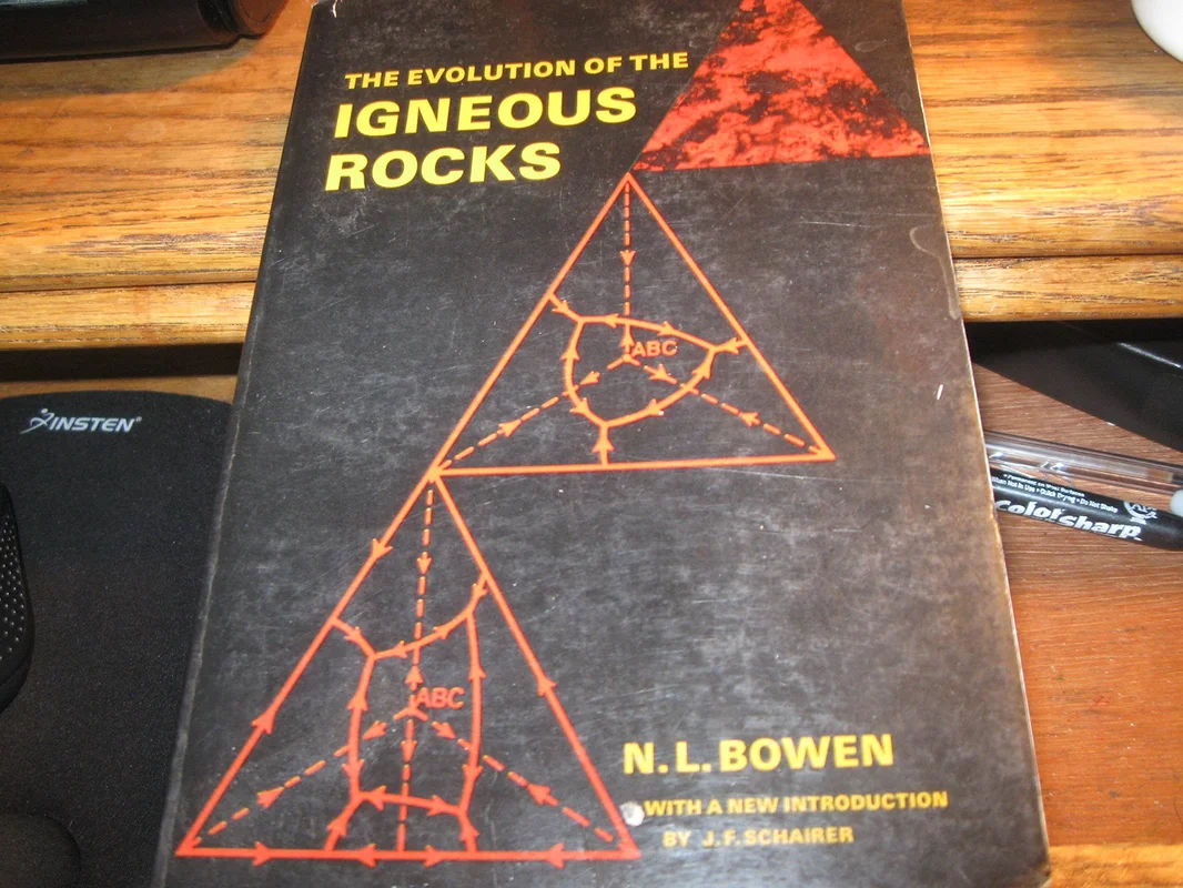 roundaboutbookstore1267885